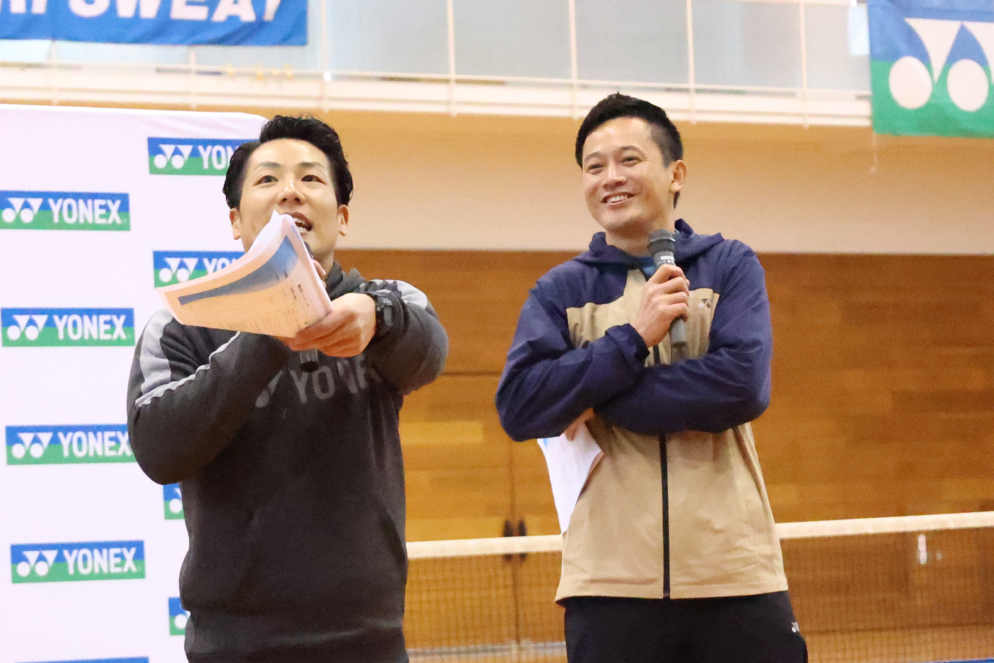 てくてくたくみ(左)と堀晃大氏(右)の絶妙な掛け合いが会場を盛り上げる
